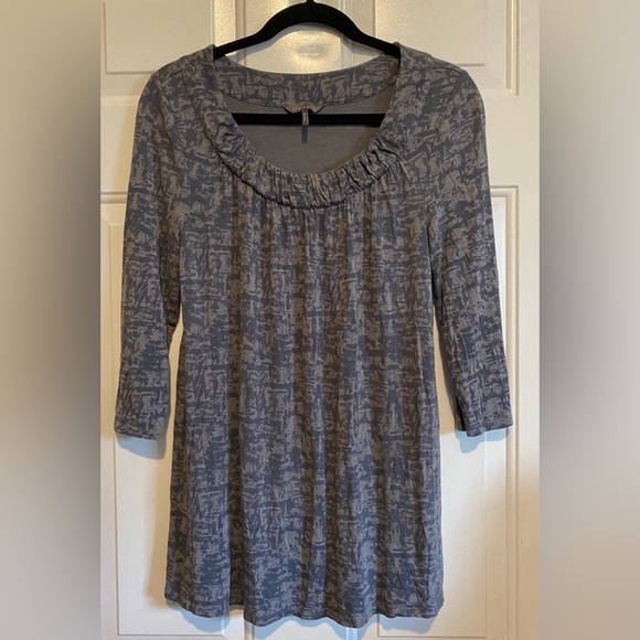Womens Kristin Davis Dark Light Gray Abstract Print Blouse Tunic ¾ Sleeve Medium - Picture 1 of 5